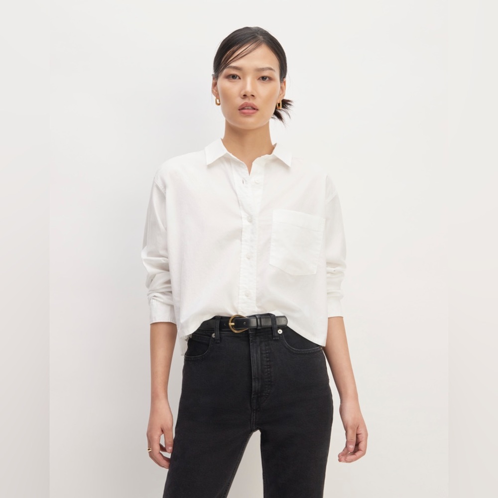 NWOT Everlane The Silky Cotton Way Short shirt